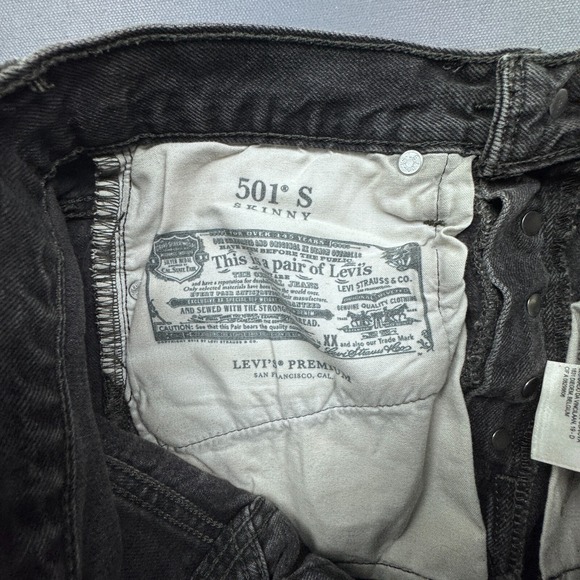 Levi's 501 Skinny Jeans Black Denim Women's Size Small 26 Distressed Premium - Picture 11 of 16